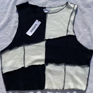 GARAGE Checkered Crop Top